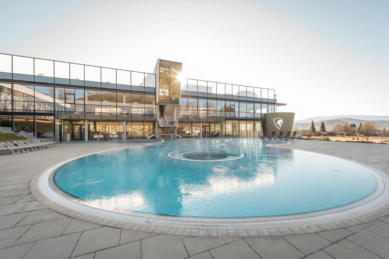 Und Therme Nova